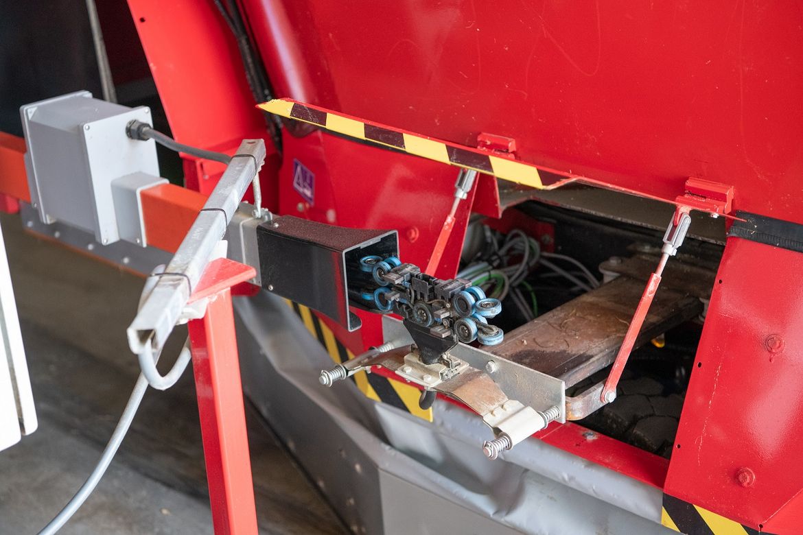 Robot de alimentación con batería